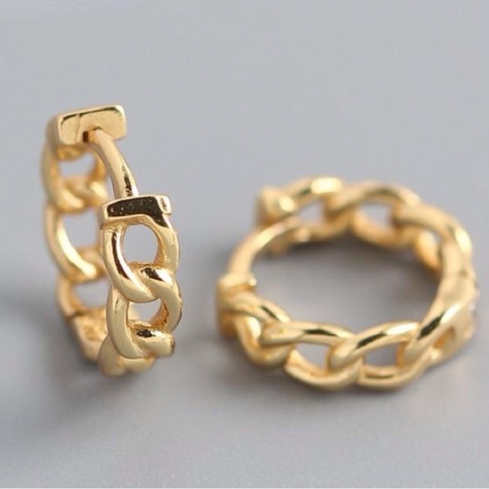 Gold Chain Link Hoop Earrings